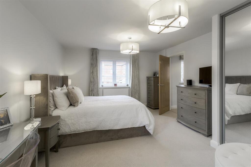 Additional image 19 of Wilson Close, Newton Regis, B79