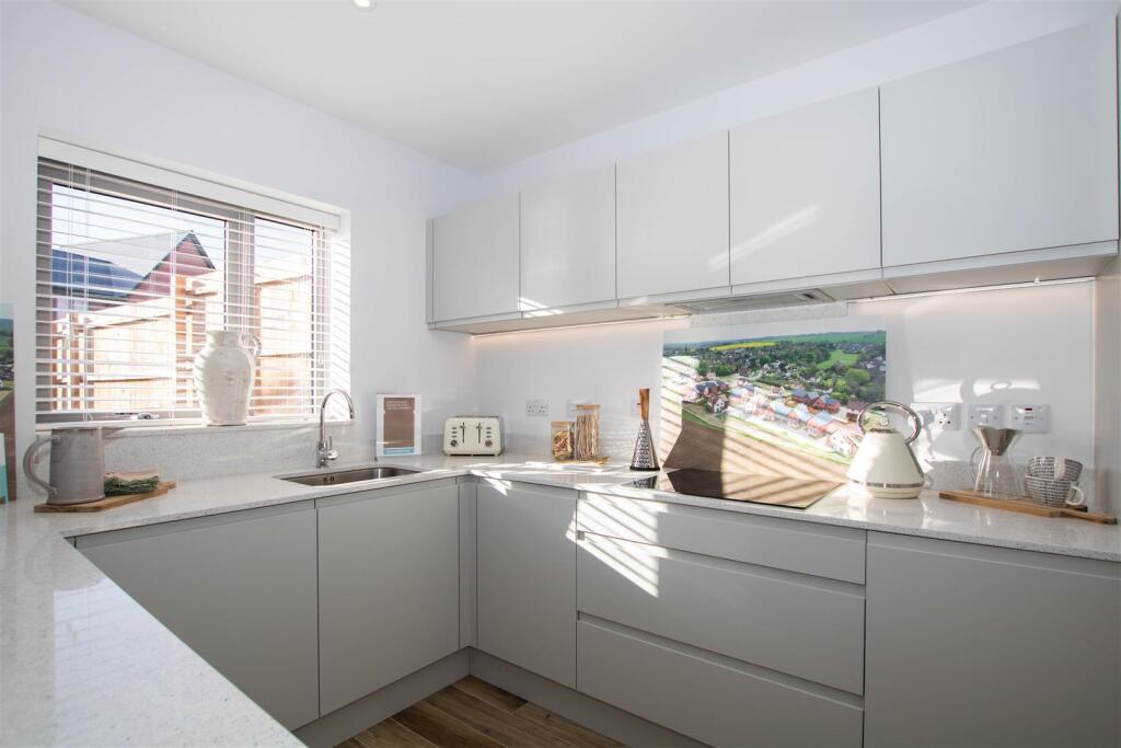 Additional image 5 of Poppy Field, Water Lane, Steeple Bumpstead