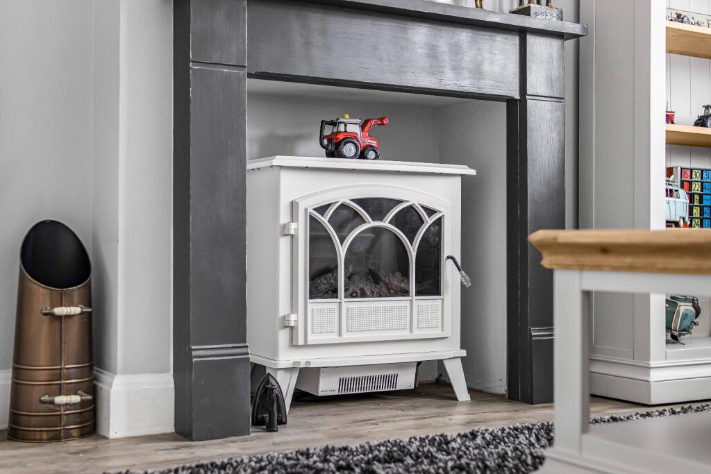 Additional image 3 of High Street, Rampton