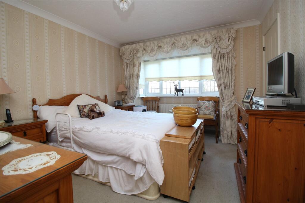 Additional image 13 of Millyford Close, Barton On Sea, Hampshire, BH25