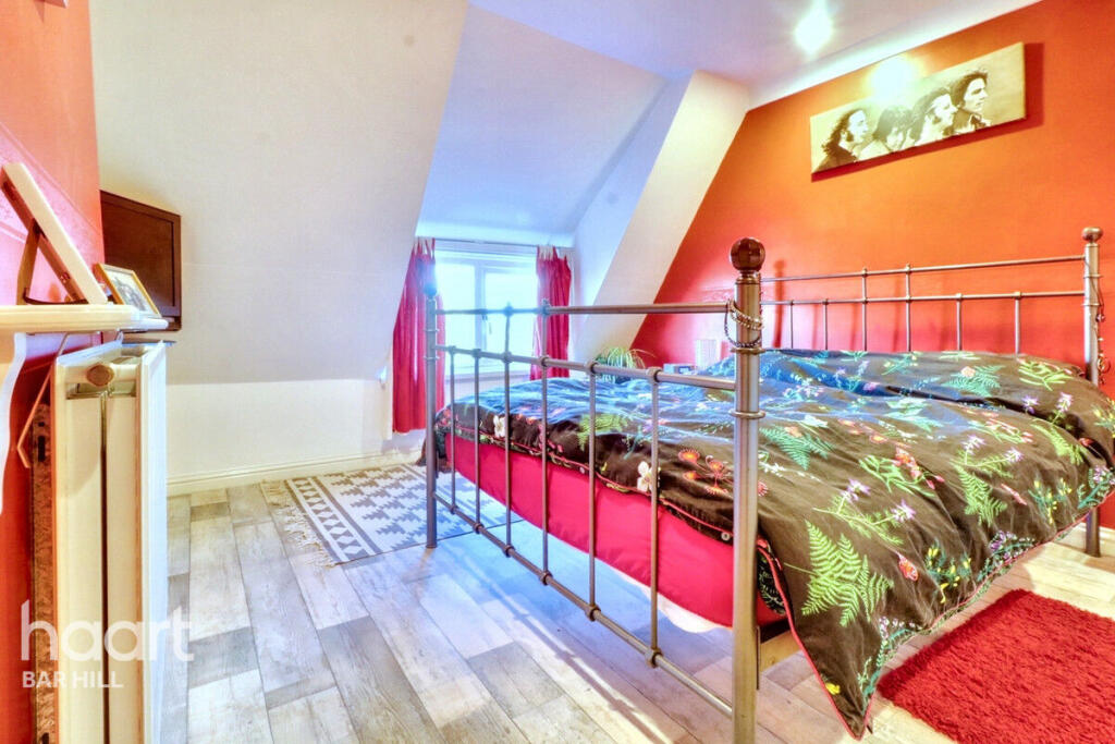 Additional image 15 of High Street, Swavesy.