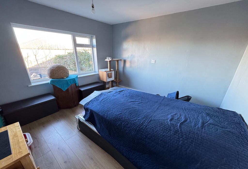 Additional image 6 of Roundhill Mount, Cottingley, Bingley, West Yorkshire
