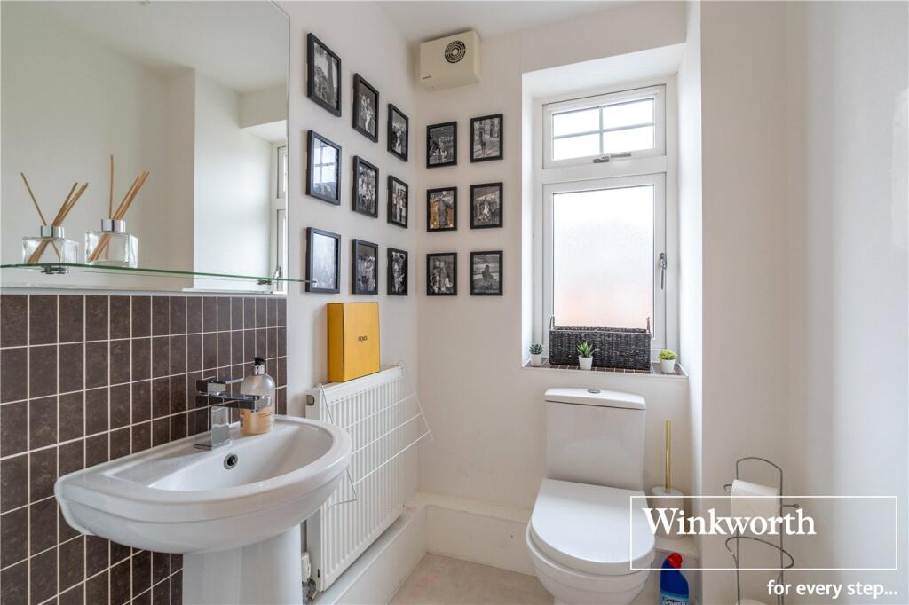 Additional image 7 of Cromwell Gardens, Bournemouth, Dorset, BH5