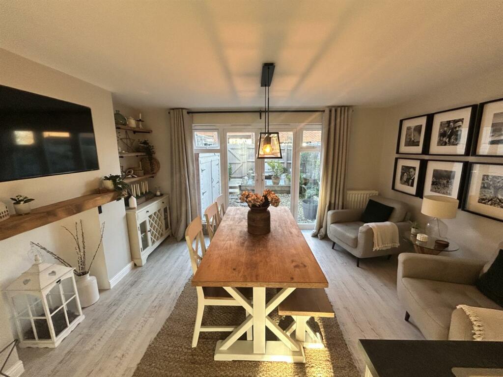 Additional image 2 of Weavers Close, Eastbourne
