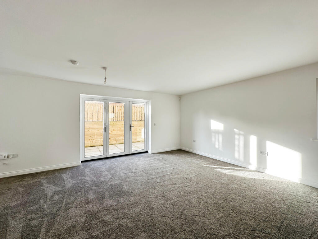 Additional image 4 of Saddle Close, Fagley Lane, Bradford, West Yorkshire, BD2