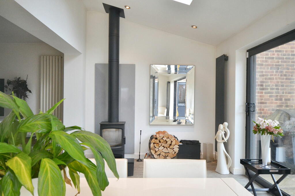 Additional image 5 of Pond Cross Way, Newport