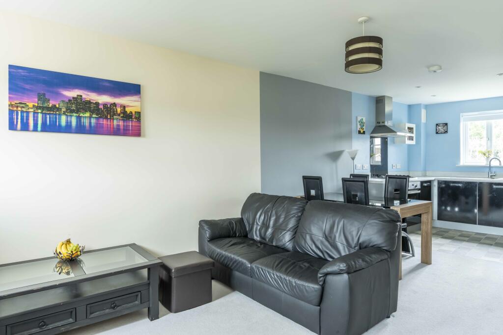 Additional image 16 of St Lucia Crescent