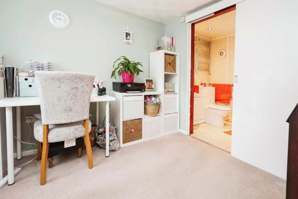 Additional image 13 of Foxglove Crescent, Birmingham