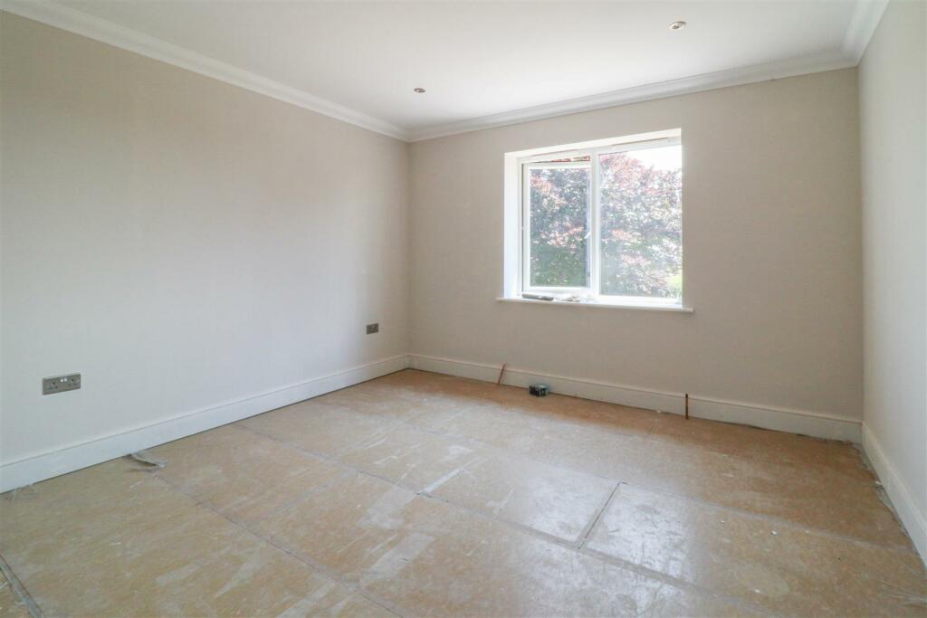 Additional image 12 of Ditchfield, Reach