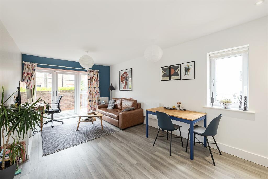 Additional image 17 of Hedley Road, St. Albans