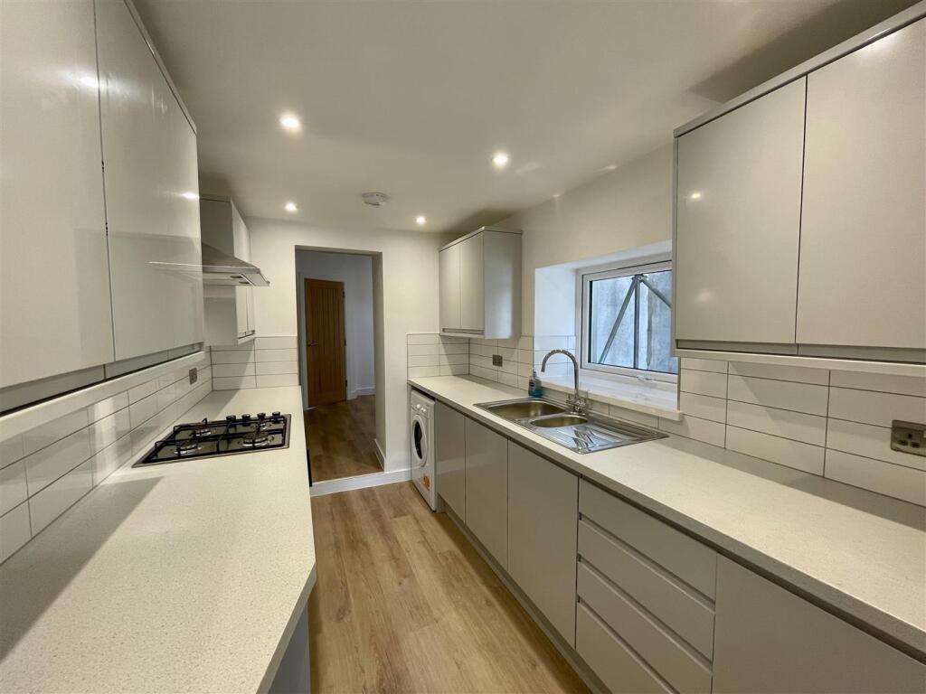 Additional image 15 of 4 BED HOUSE, BEDFORD STREET