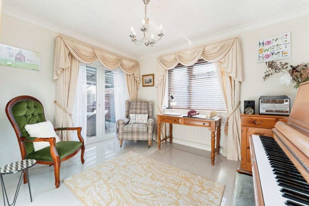 Additional image 7 of Fordham Road, Newmarket, CB8