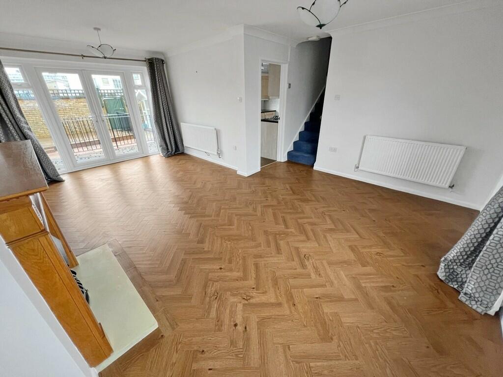 Additional image 3 of Weald Dyke, Shoreham-by-Sea