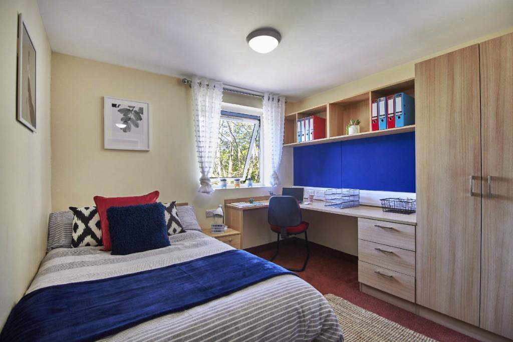 Additional image 5 of 6 bed student flat all ensuite all inclusive, Harborne, groups up to 6 welcome, excellent discounts, safe area