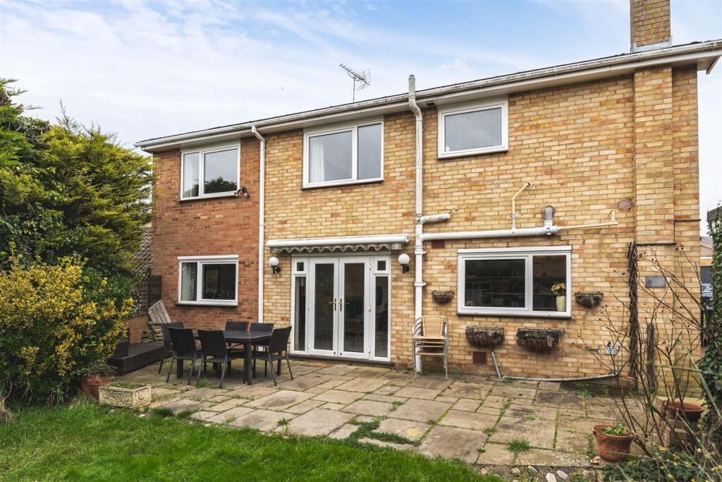 Additional image 18 of Fair Leas, Saffron Walden