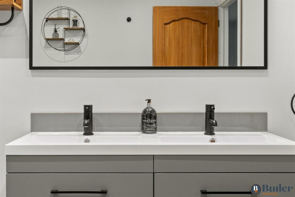 Additional image 47 of Meadow Green End, Green End, Landbeach