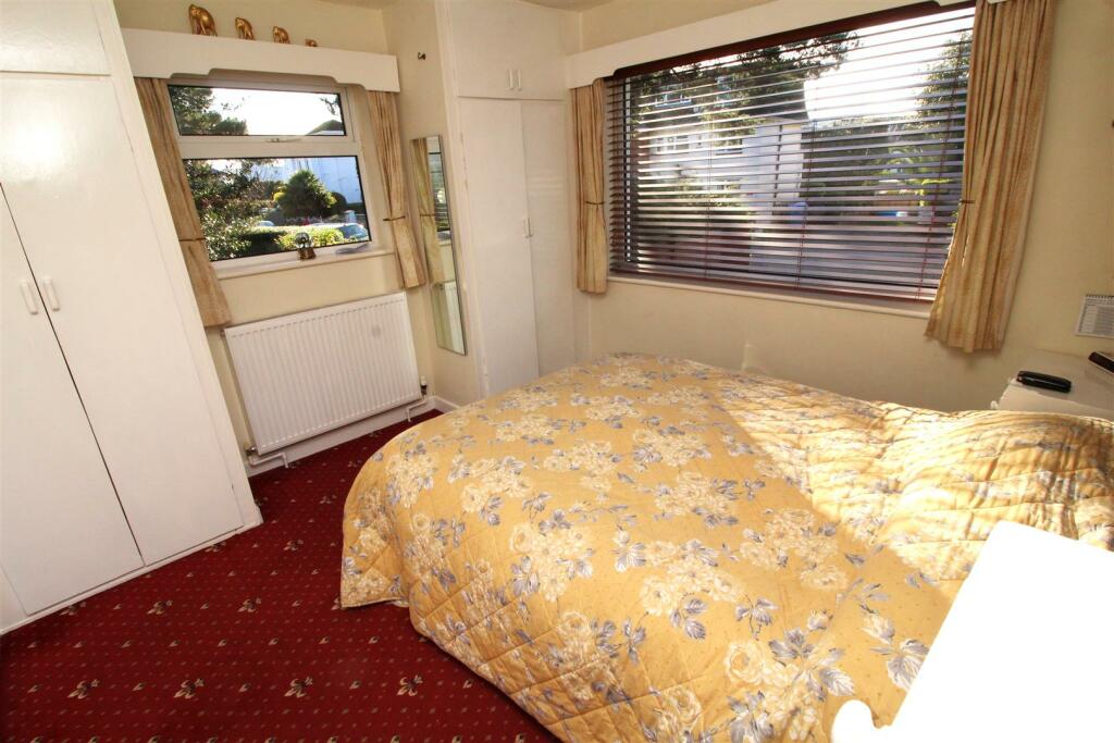 Additional image 4 of Sandbanks