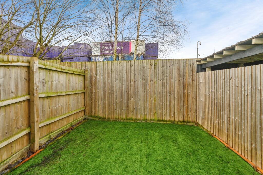 Additional image 20 of Willow Street, Cleckheaton, BD19