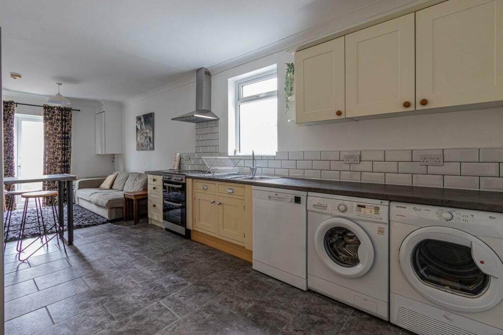 Additional image 17 of Newfoundland Road, Heath