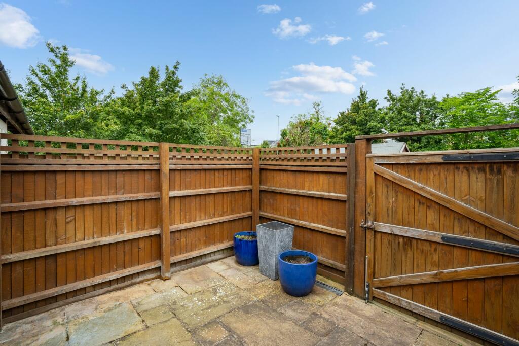 Additional image 11 of Callander Close, Cambridge, CB4