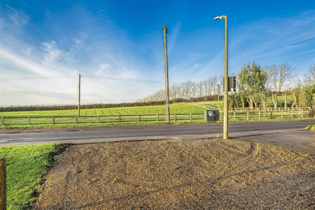 Additional image 20 of High Street, Aldreth, Ely