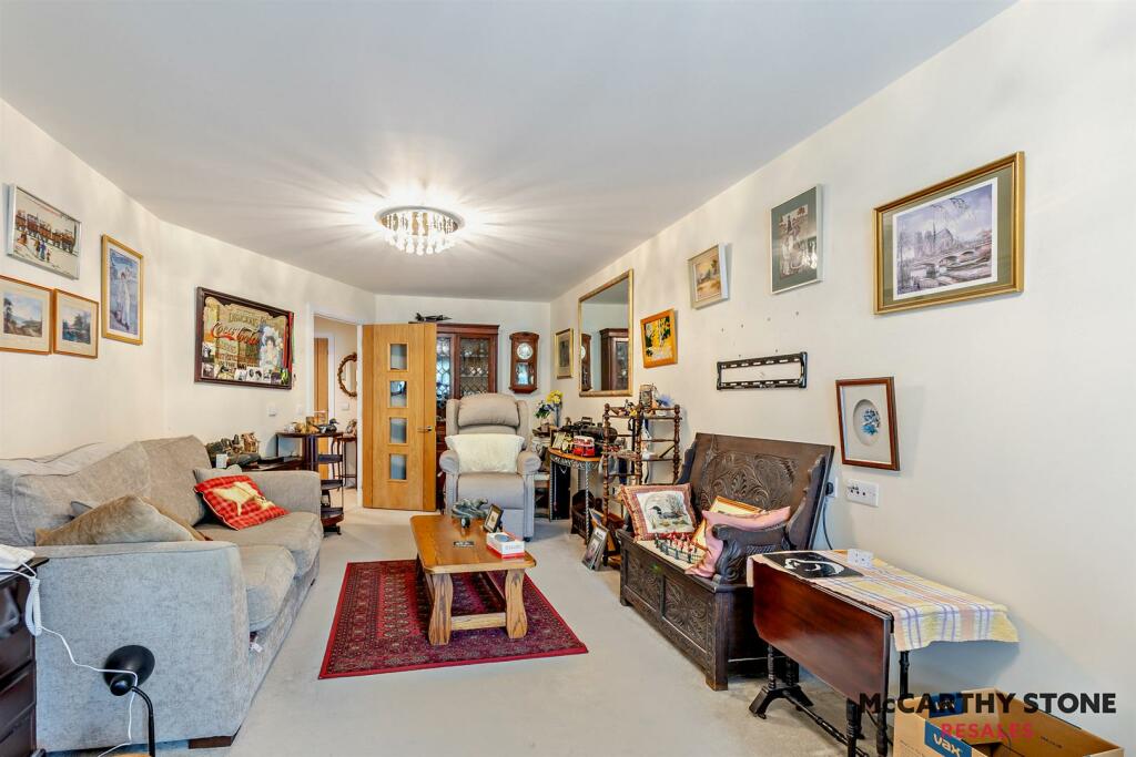 Additional image 4 of Roslyn Court, Lisle Lane, Ely, Cambridgeshire, CB7 4FA