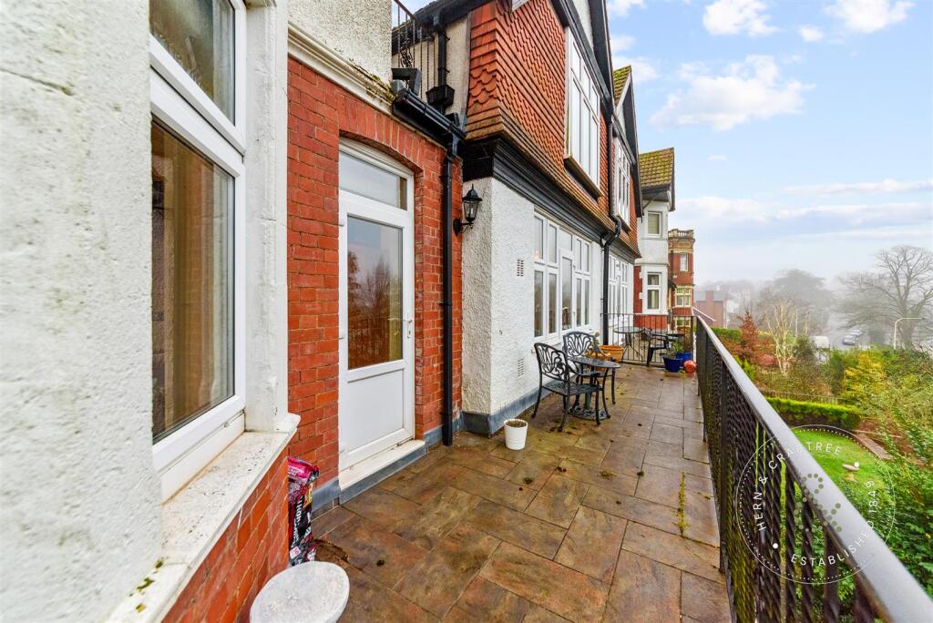 Additional image 24 of Lake Road East, Cardiff