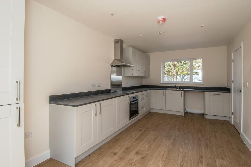 Additional image 20 of Burcot Close, Bromsgrove, B60