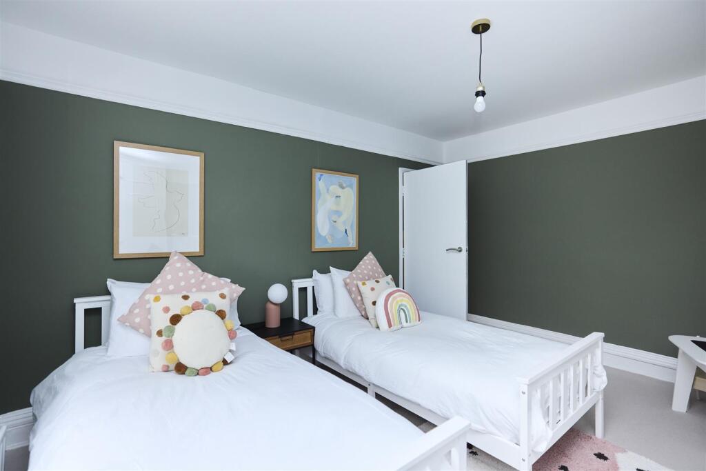 Additional image 23 of Chesterton Road, Cambridge