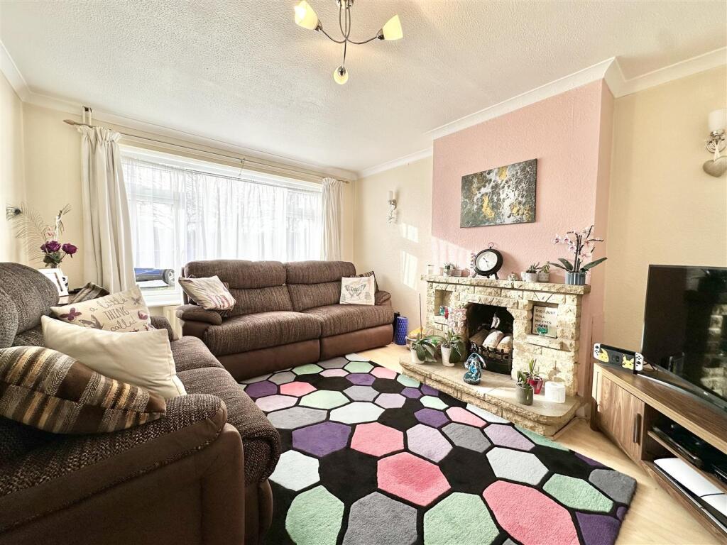 Additional image 13 of Siskin Close, Ferndown