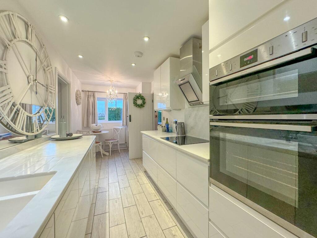 Additional image 5 of Vicarage Lane, Woodditton, Newmarket, Suffolk, CB8