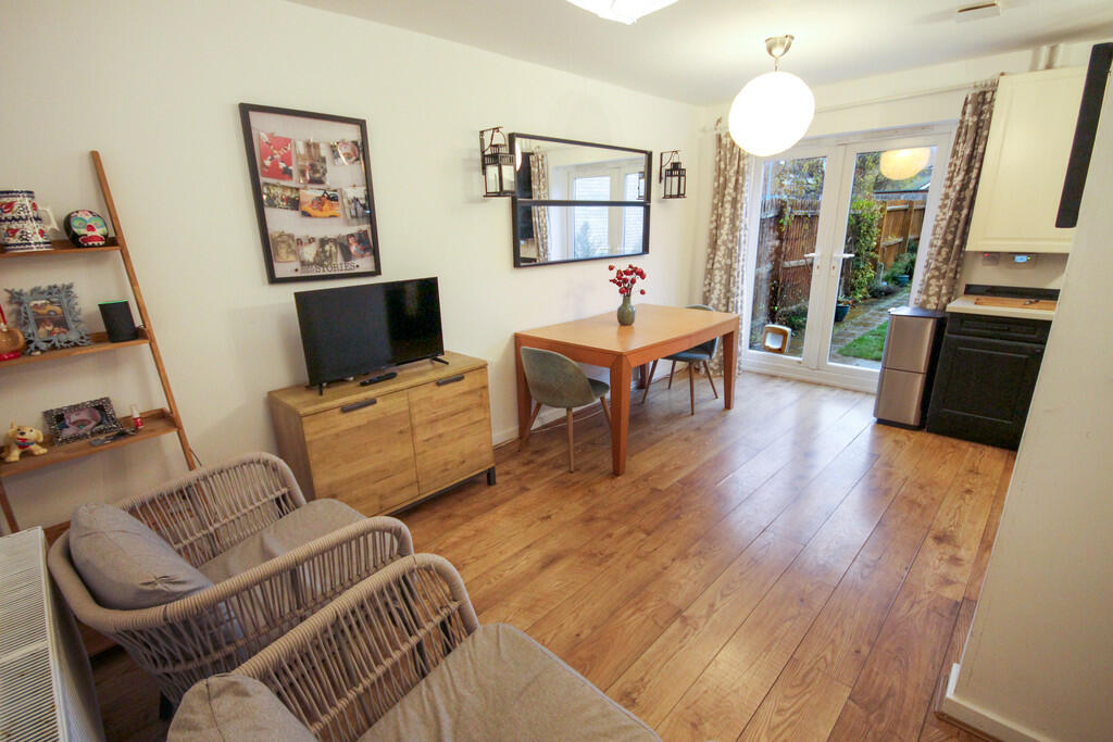 Additional image 2 of Chieftain Way