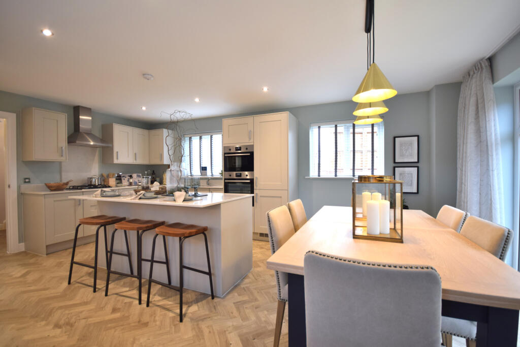 Additional image 14 of Poppy View, Thaxted Road, Saffron Walden, Essex, CB10