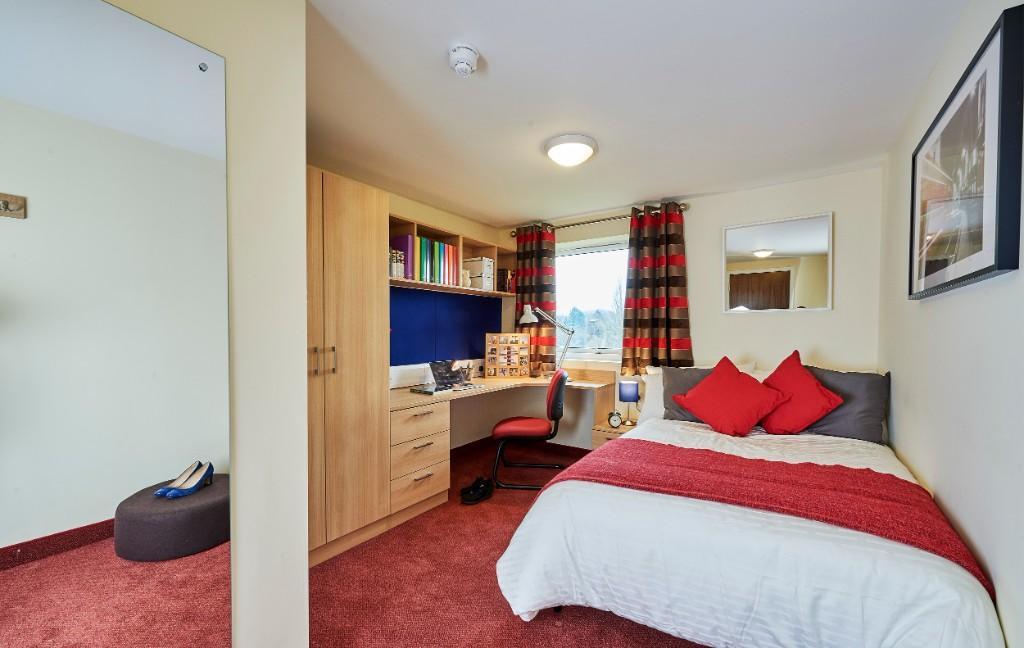 Additional image 33 of 6 bed student flat all ensuite all inclusive, Harborne, groups up to 6 welcome, excellent discounts, safe area