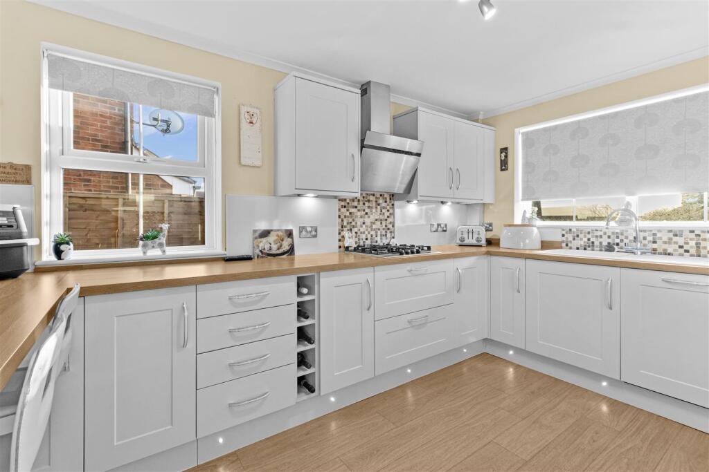 Additional image 35 of Arun Close, Stone Cross, Pevensey