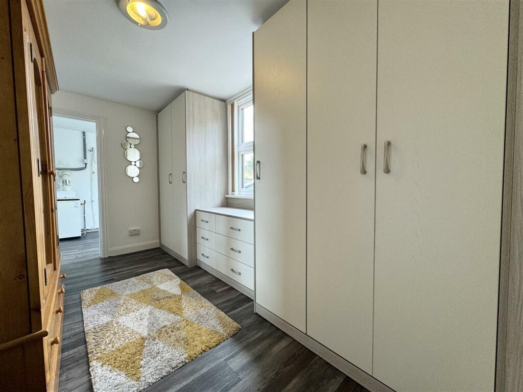 Additional image 9 of Sandwith