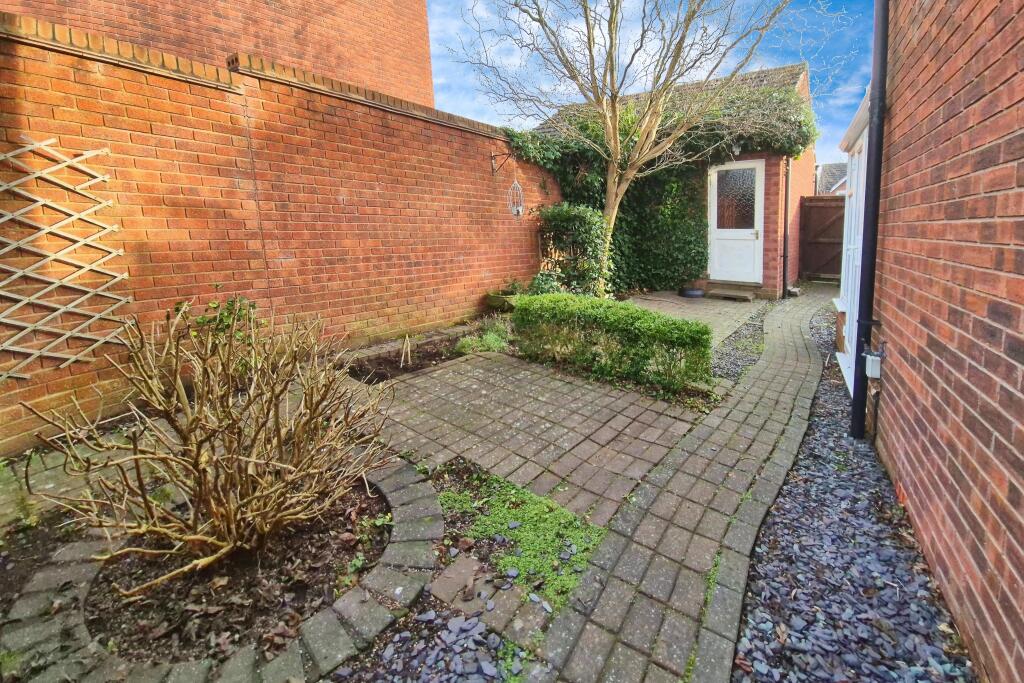 Additional image 4 of Royal Worcester Crescent, Bromsgrove, B60