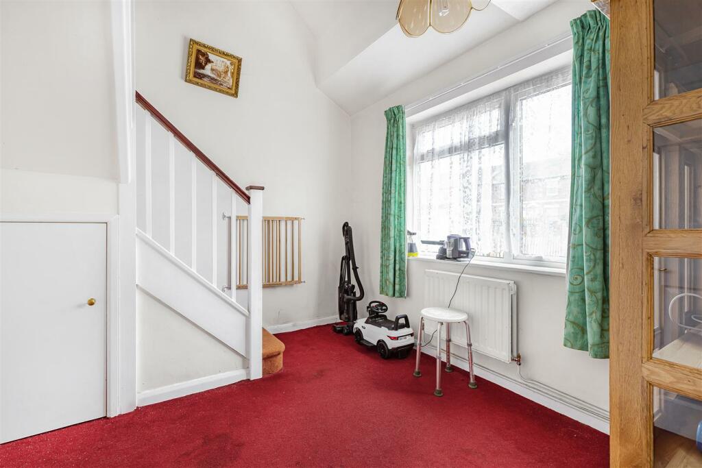 Additional image 10 of Cheveley Road, Newmarket