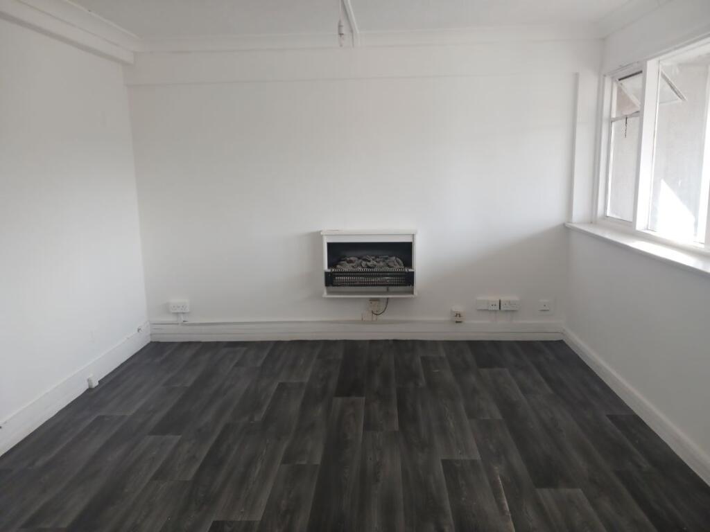 Additional image 6 of Flat 9 Holland House, Great Hampton Row, Birmingham, West Midlands, B19 3JJ