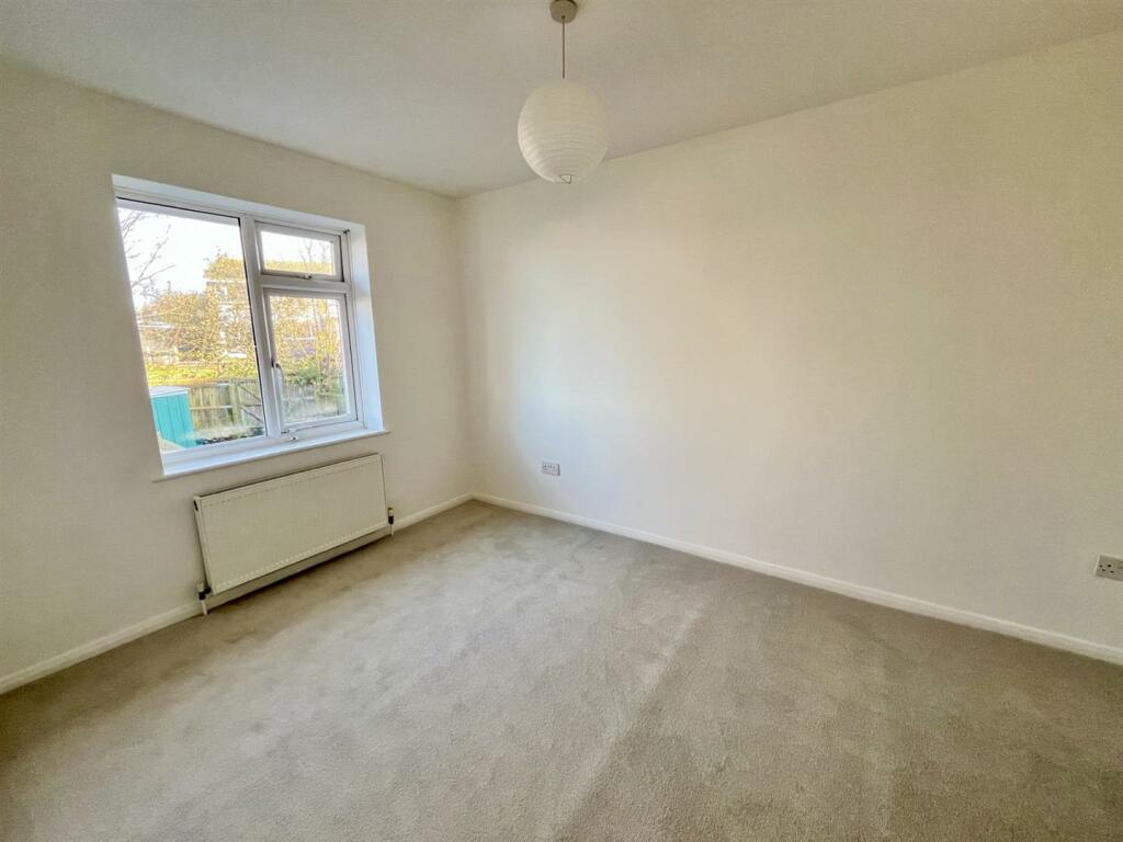 Additional image 12 of Iford Close, Denton