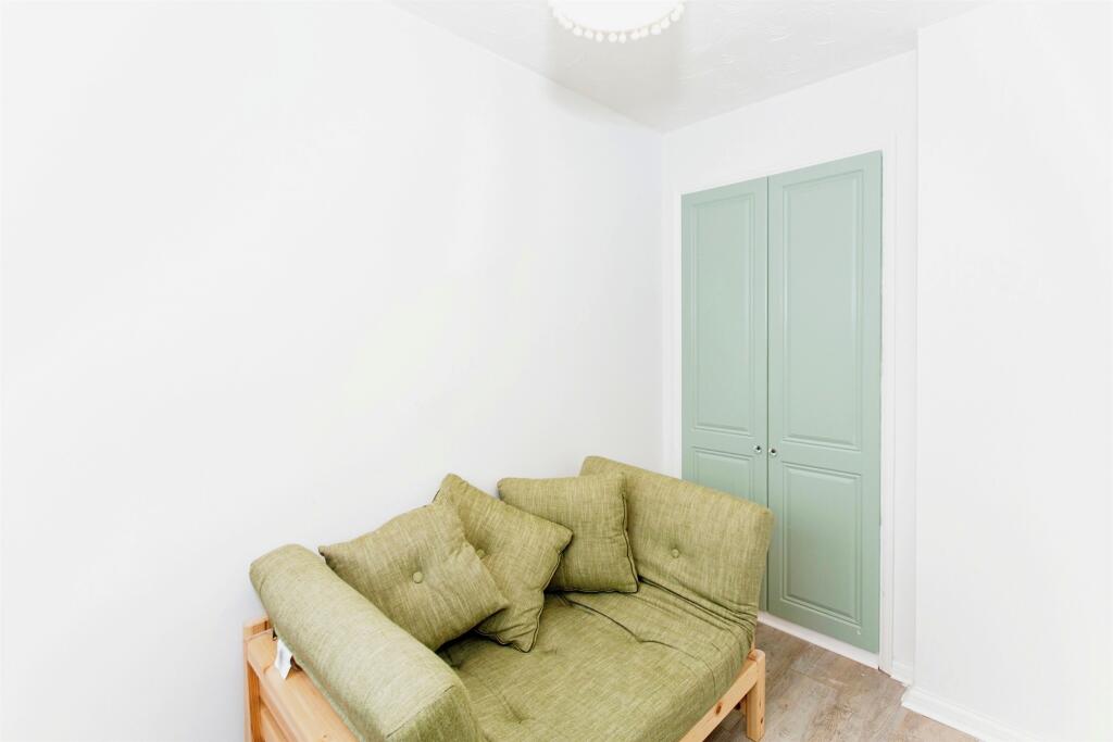 Additional image 10 of Chaffinch Walk, Great Cambourne, Cambridge