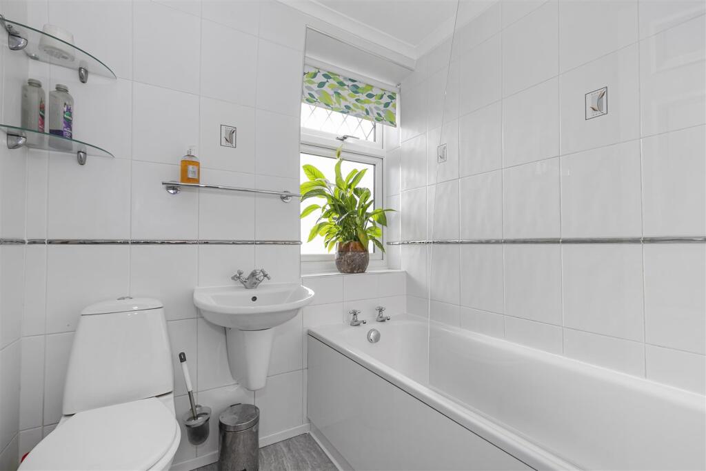 Additional image 28 of Mount Crescent, Winterbourne