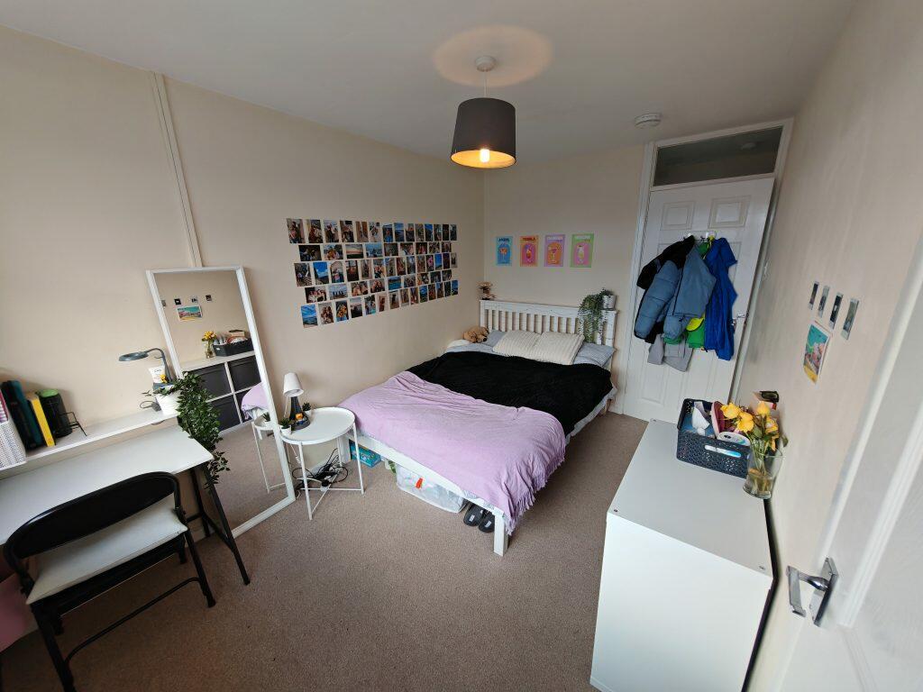 Additional image 13 of Kimberley Avenue – 882