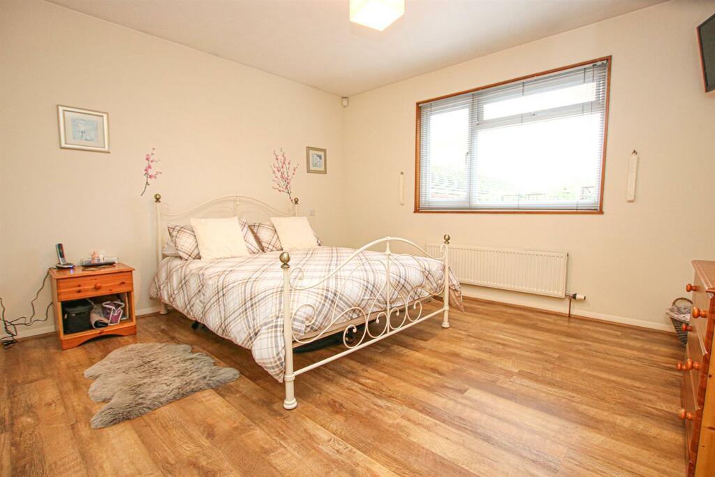 Additional image 9 of Holland Park, Cheveley, Newmarket