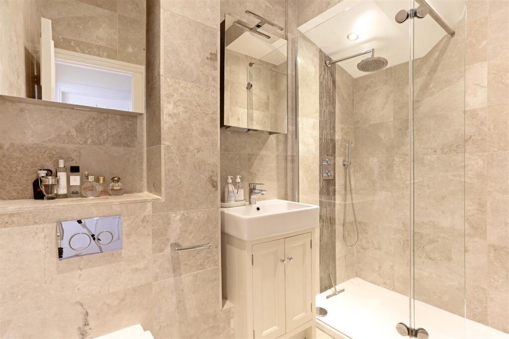 Additional image 5 of Caledonia Place, Clifton, Bristol, BS8