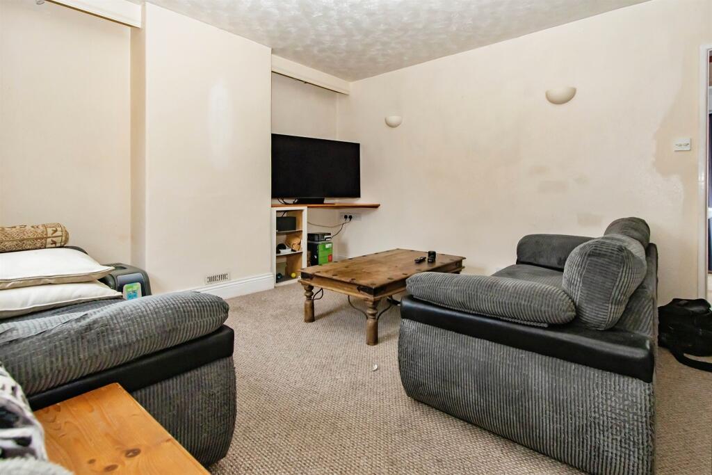 Additional image 5 of Colmer Road, Yeovil