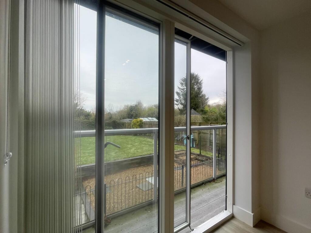 Additional image 8 of Flat 3, 317 Hills Road, Cambridge