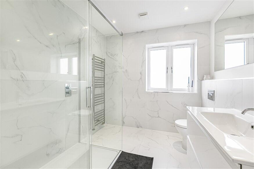 Additional image 13 of Tuffnells Way, Harpenden, AL5