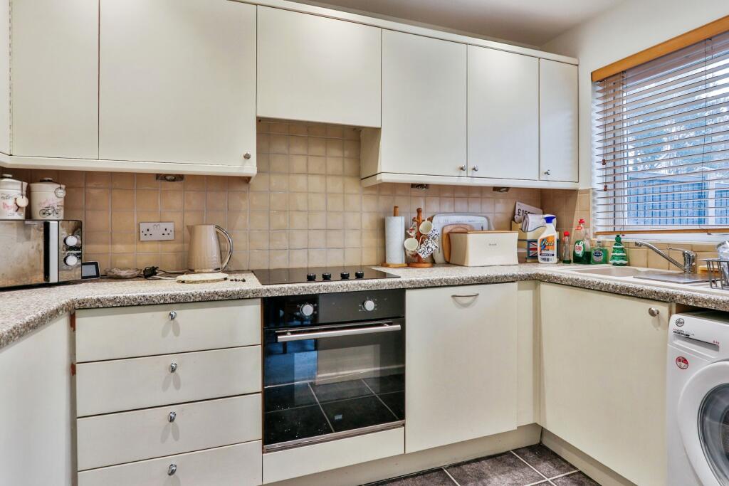 Additional image 7 of Bredy Close, West Canford Heath, Poole Dorset, Dorset, BH17