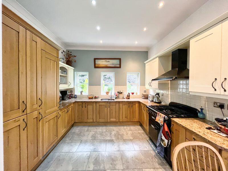 Additional image 8 of 34 Preswylfa Court, Merthyr Mawr Road, Bridgend CF31 3NX